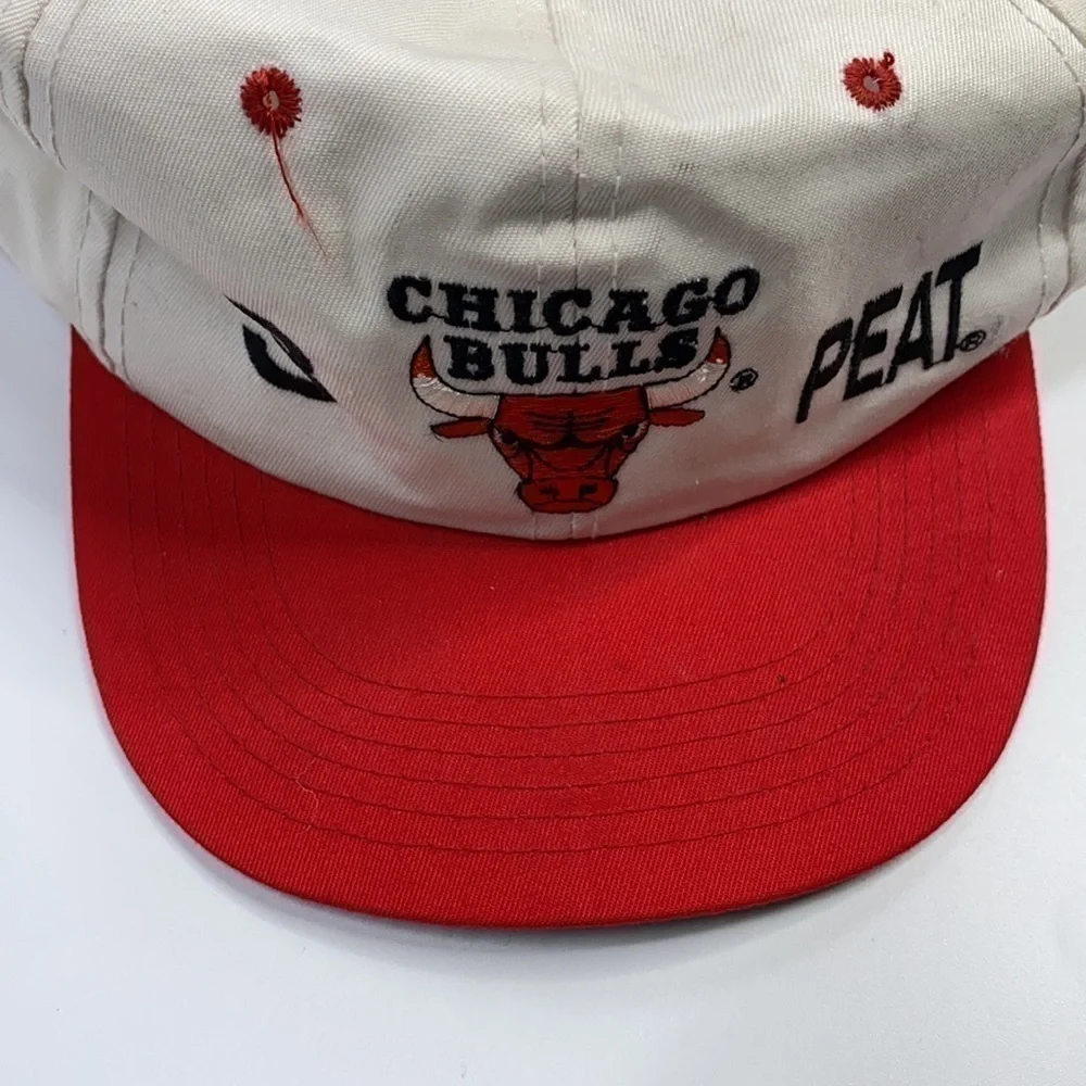 Chicago Bulls The E Cap 3 Peat Vintage Youth Hat RARE